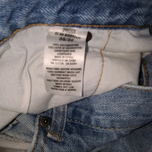 Aeropostale Men's Slim Bootcut Jeans – 38x32 – Distressed – Light Wash - EUC - Picture 9 of 9